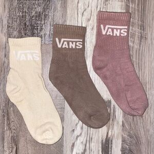 Vans 3-Pack Half Crew Socks Shoe Size 6.5-9 - Colors Brown, Beige & Pink